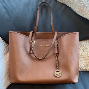 Michael Kors Large Jet Set Tote